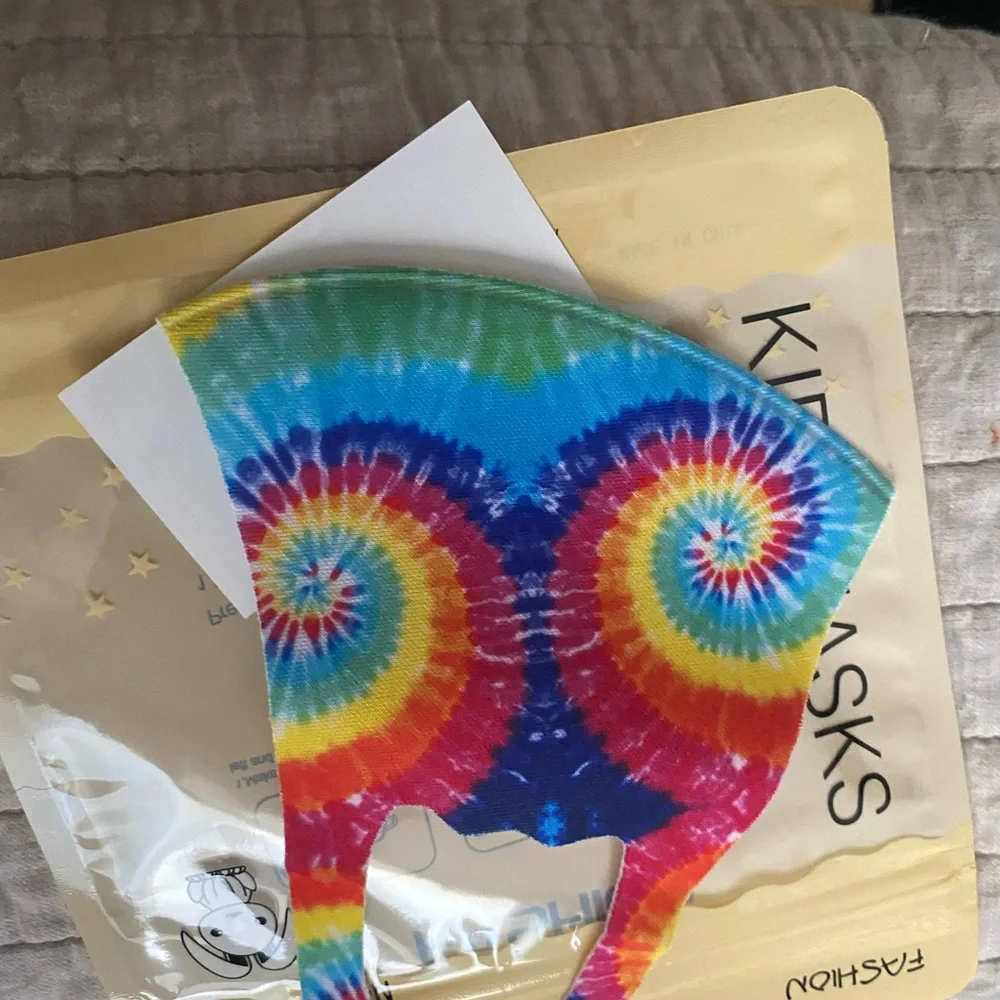 5 x face mask for 15$ different colors all 5 included or pick what color
